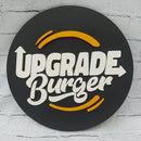 LOGO CON BASE Y ESCRITA EN VOLUMETRIA 3 colores